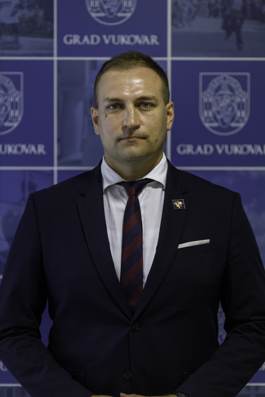 DAVID VLAJČIĆ